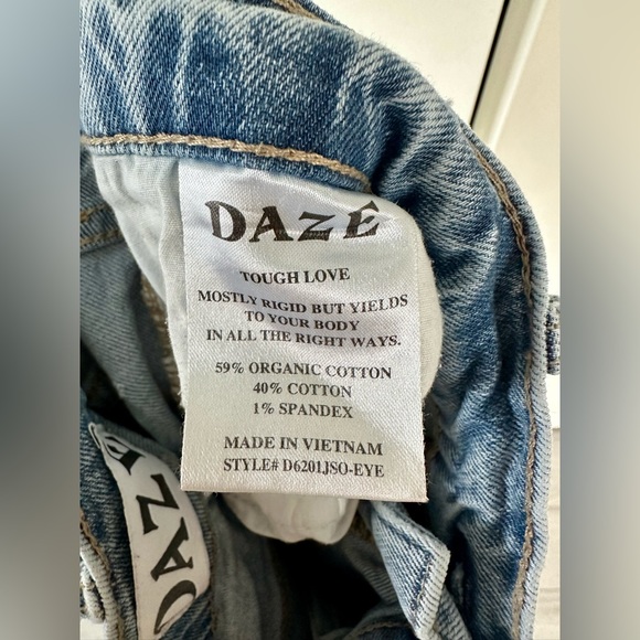 Daze shy Girl crop jeans - Picture 2 of 7